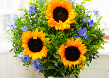 Blossoming Flowers and Gifts: Floral Arrangements, Gift Delivery, and What Sets It Apart